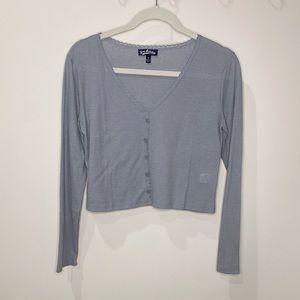 Cropped Blue Long Sleeve